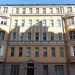 Apartamento Stylish Design Next To The Parliament House By Nordic Collection Helsinki