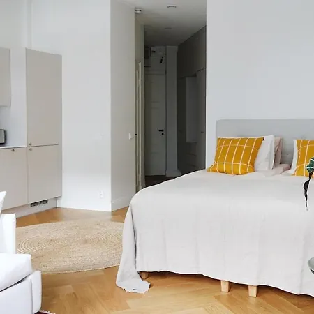 Stylish Design Next To The Parliament House * Helsínquia