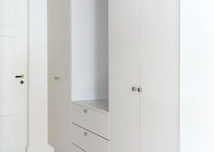 Stylish Design Next To The Parliament House By Nordic Collection *